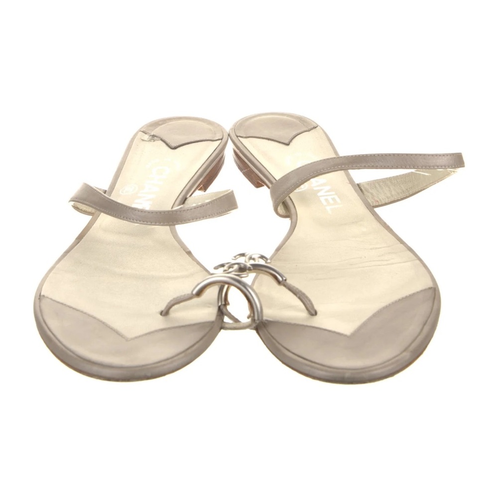 CHANEL Interlocking CC Logo Leather Slides, Grey Taupe Sandals, size 38